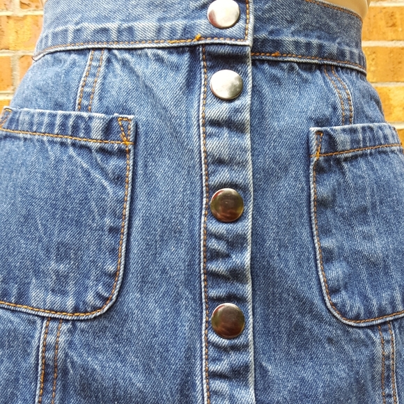 BDG denim skirt Button Up - Picture 5 of 8